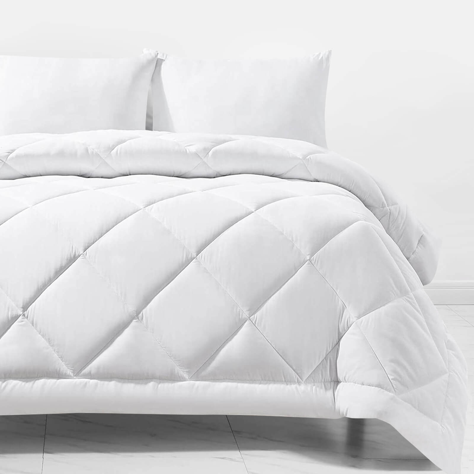 3 Pieces Reversible Comforter Set White