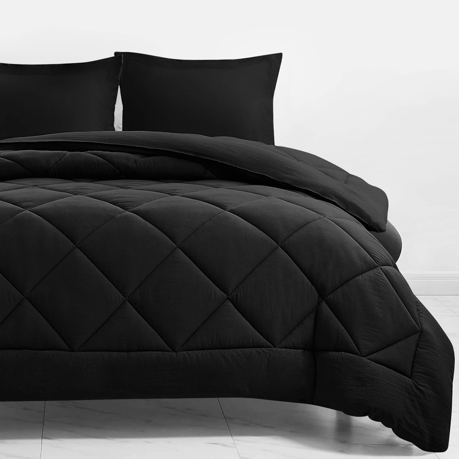 3 Pieces Reversible Comforter Set Black
