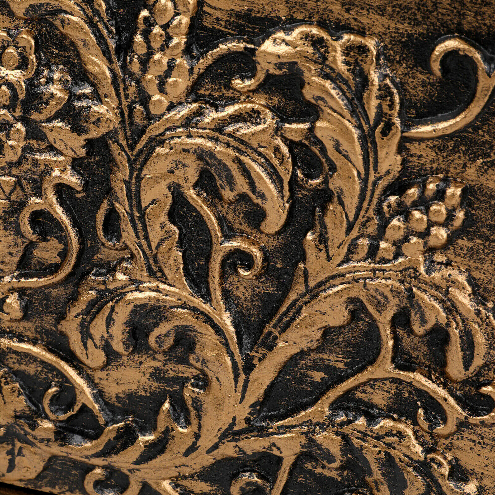 European Retro Locking Mailbox detail