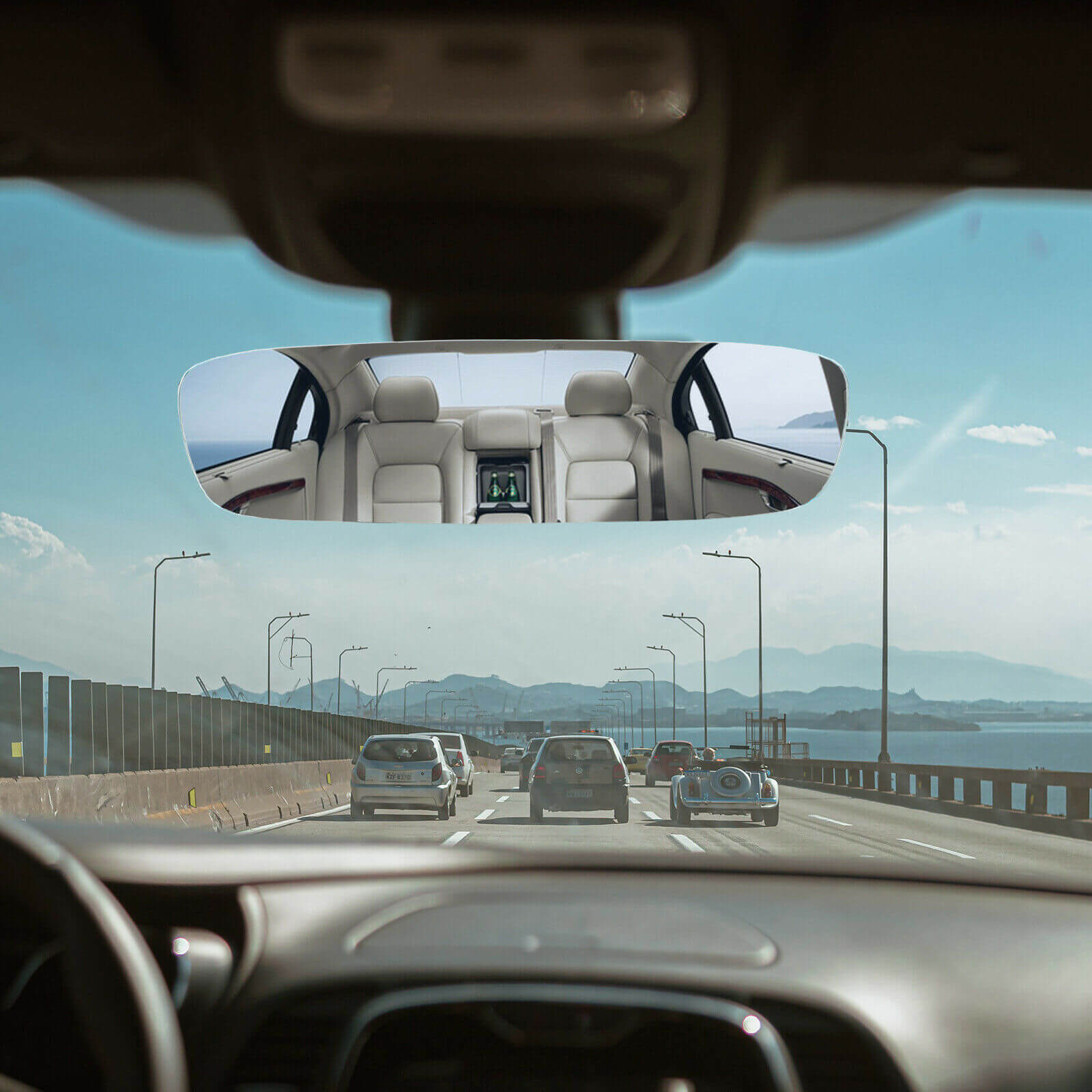 Interior Rear View Mirror display